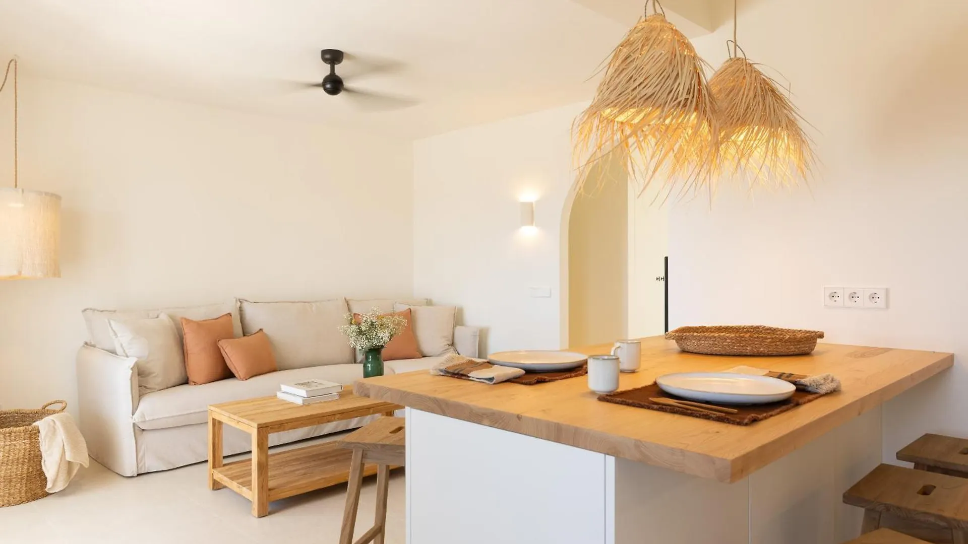 Villa Gabriel By Escapehome Son Bou Spanien